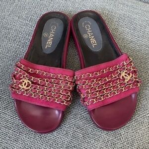 CHANEL chain mule slides sandals red size 37 6 6.5 7